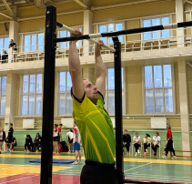Участнику подтягивания запрещено Участнику подтягивания запрещено.